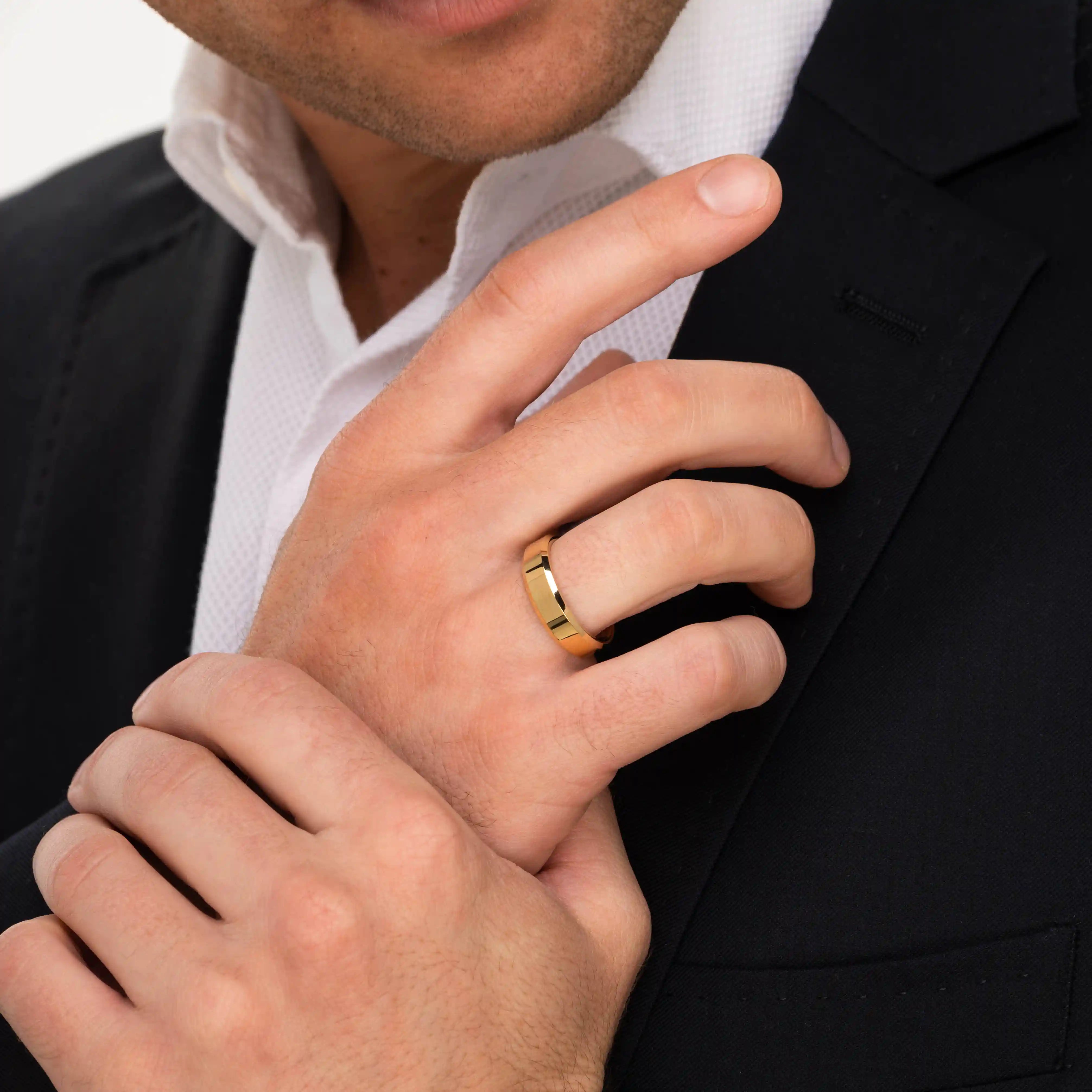 NapoleonTungstenRings-324.webp?v=1690867862u0026width=4024