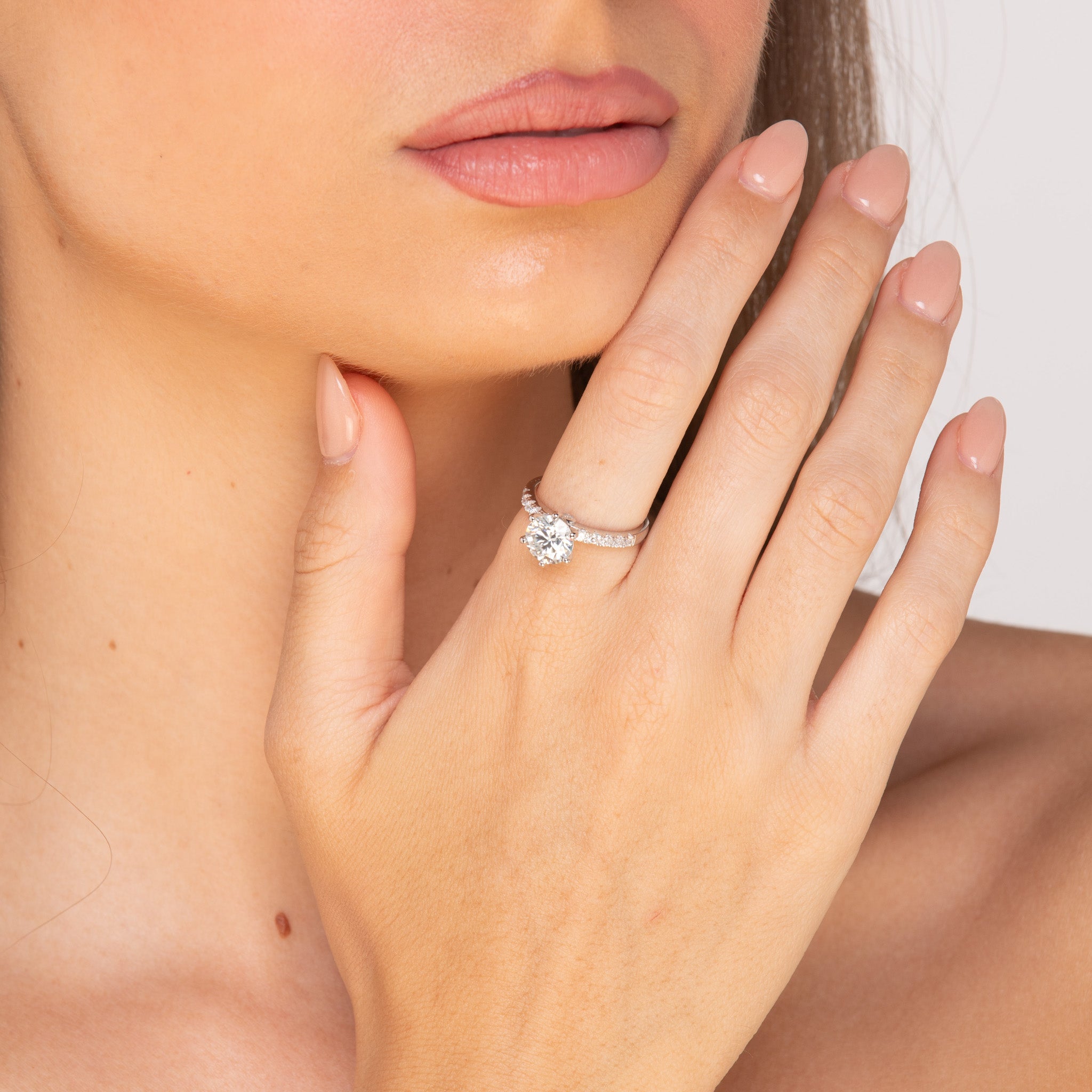 The Elysia - 2.0 crt Moissanite Diamond Ring