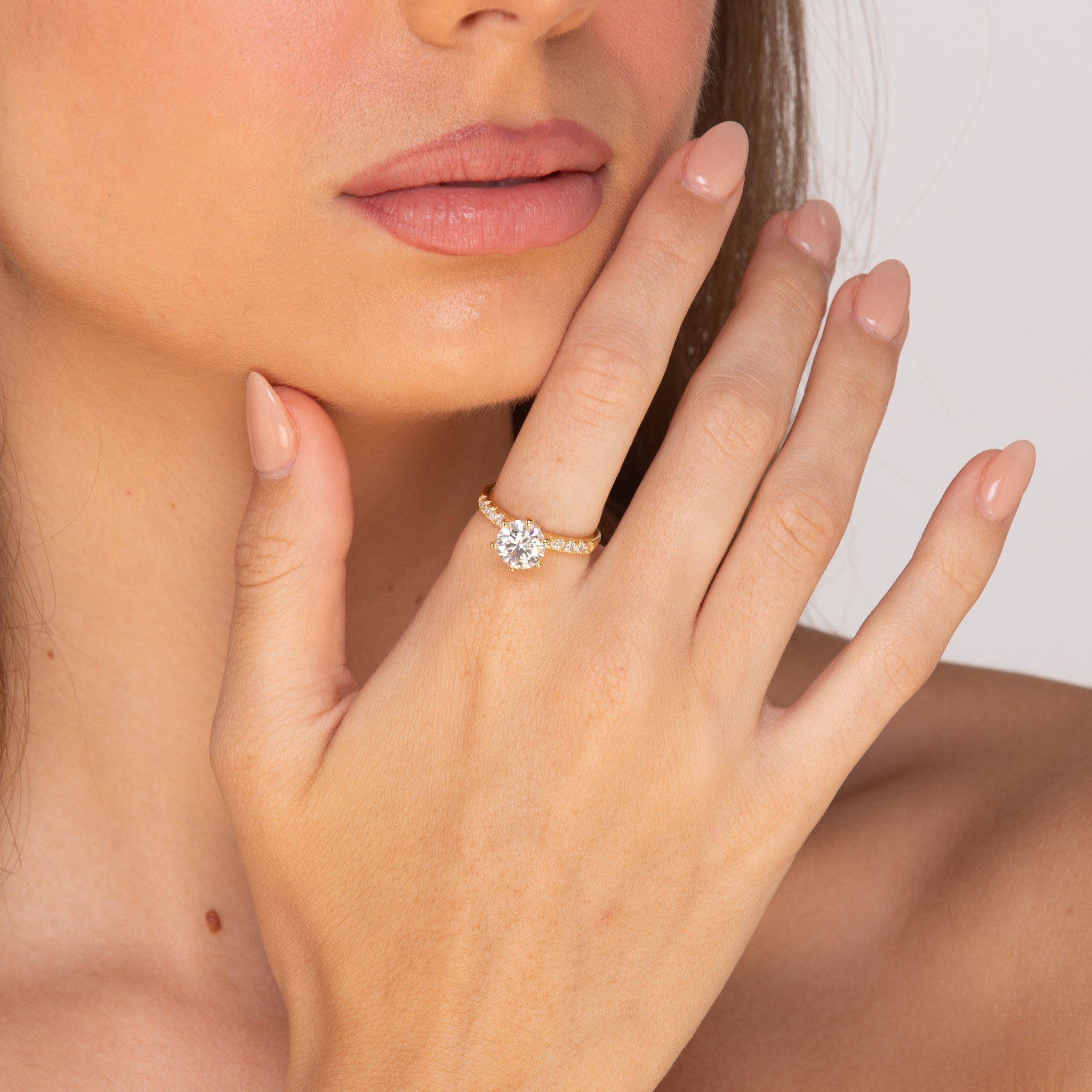 The Odessa - 2.0 crt Moissanite Diamond Ring